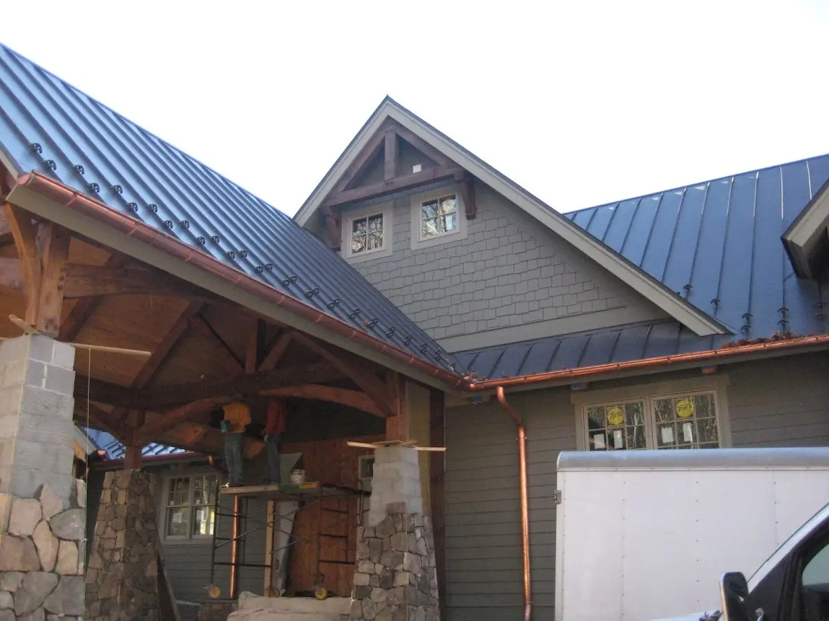 Craftsman Roofing team delivering quality roofing work in East Meadow
